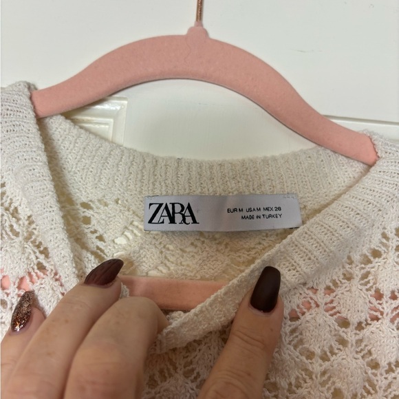 Zara Cropped Crotchet and Lace Top - Picture 5 of 8